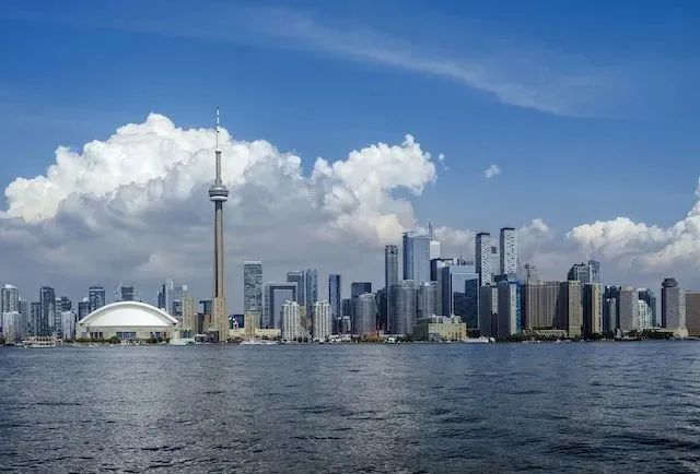 白送！加拿大安省这城市一套房降至$10元？？