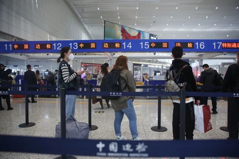 明天起没这个不让登机！最全出入境攻略，回国速看