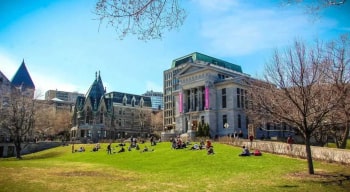 心碎，多所大学学费暴涨！