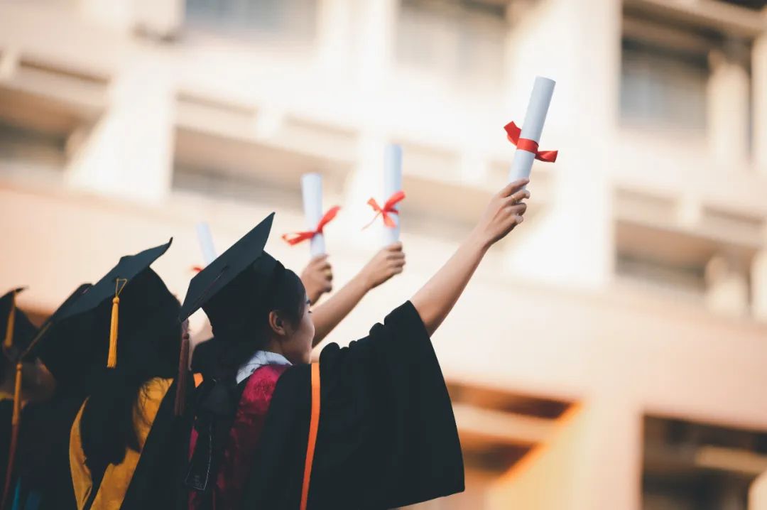 杀疯了!川普团队计划,驱逐已入籍美国公民!