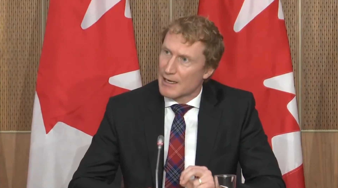 突发！加拿大移民部要彻查了：强制