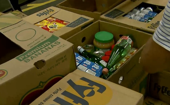 加拿大食物银行: 大一留学生不能领食物救济!