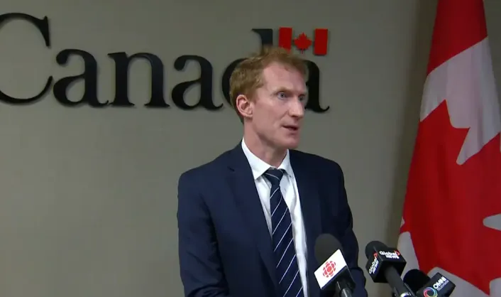 突发！加拿大宣布两条移民新路径！