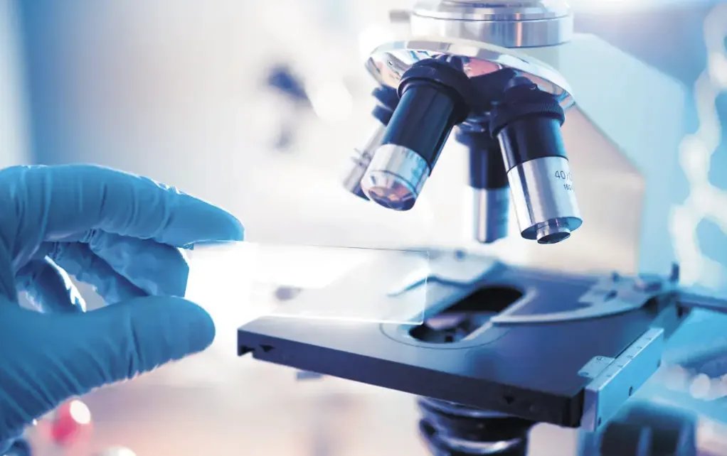 美国突然驱逐华裔科学家！涉及上百人！