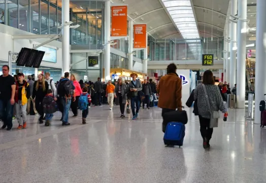 加拿大政府提醒:出发前必查护照有效期!