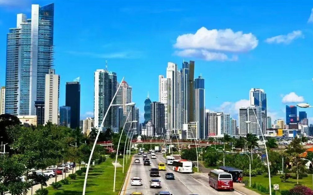 告别移民监！每2年打卡1次，巴拿马真正的自由身份