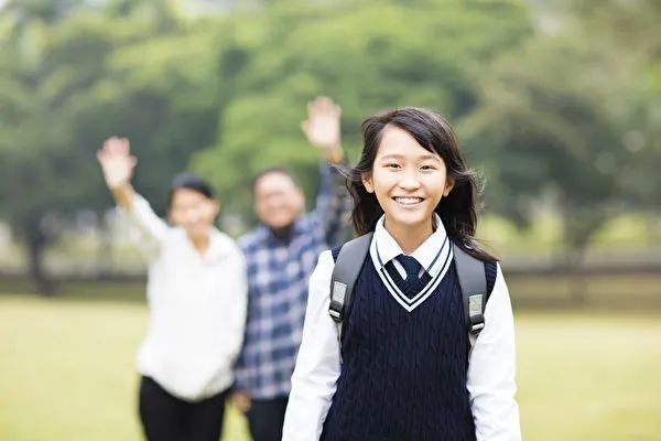 工签学签持有者子女不能免费读书了？真相是...