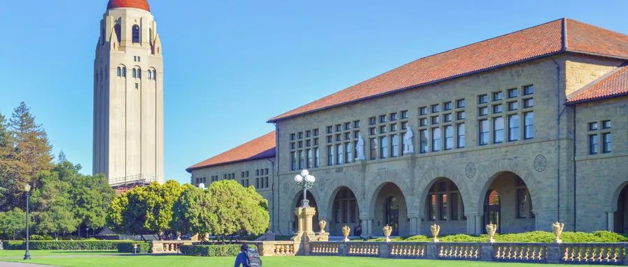 中国父母拼命把孩子送去美国,究竟图个啥?