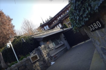 怎么联系总领馆,领事馆?