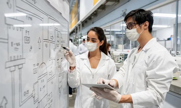 10万缺口！加拿大狂捞STEM从业人员！