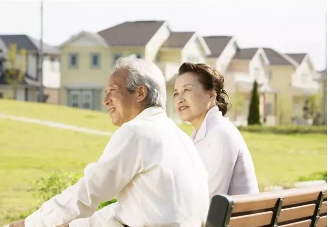 多的是你不知道！加拿大养老金这个月涨了...