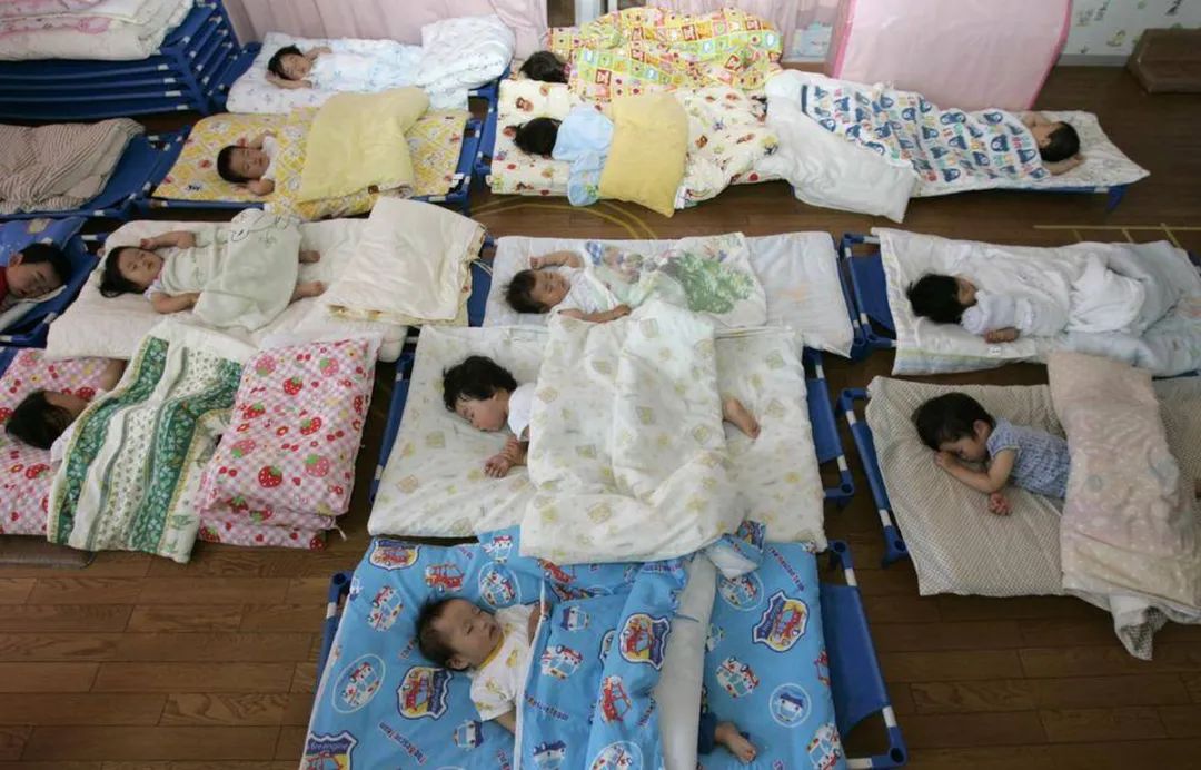 在加拿大养孩子更省钱？医疗福利、顶尖教育全免费？