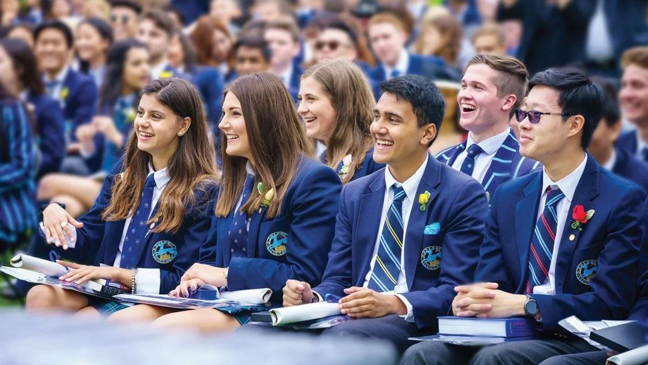 加拿大移民局又放大招，海外亲属可申请工签赴加团聚