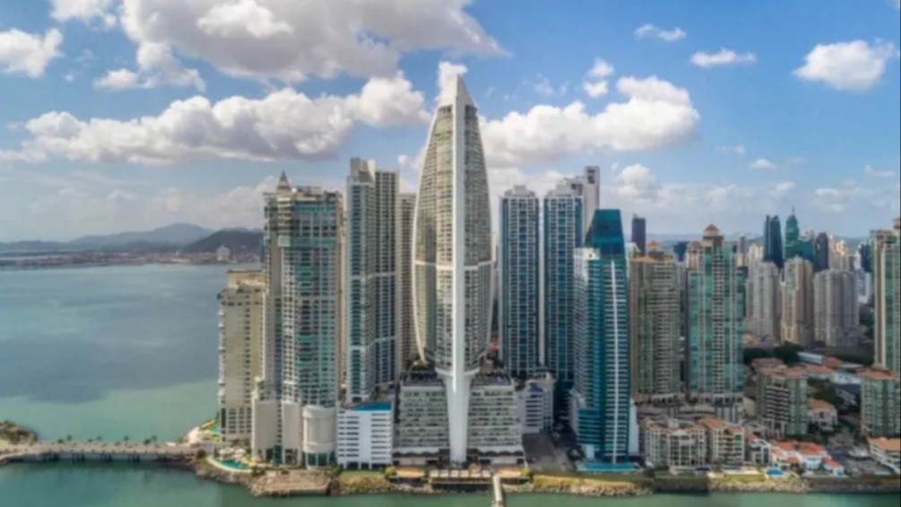 低成本拿巴拿马永居逆袭进名校