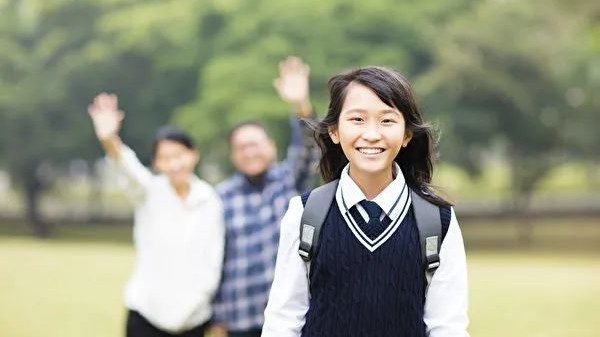 工签学签持有者子女不能免费读书了？真相是...