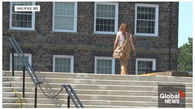 加拿大政府要限制留学生数量，各省强硬表态！