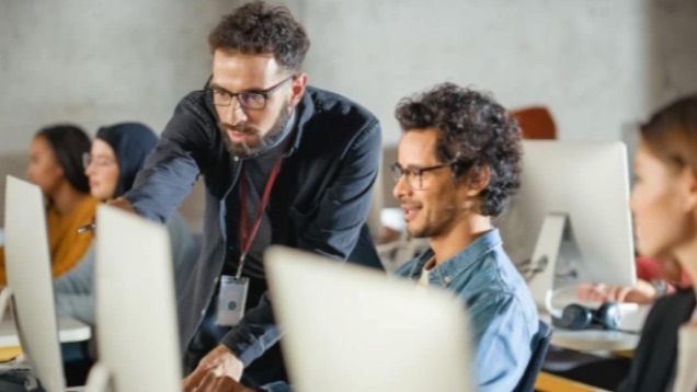 职业对了就成功一半！EE定向抽=紧缺低分获邀！