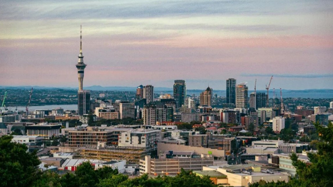 新西兰移民的绿名单、红色单和橙色单有什么区别？