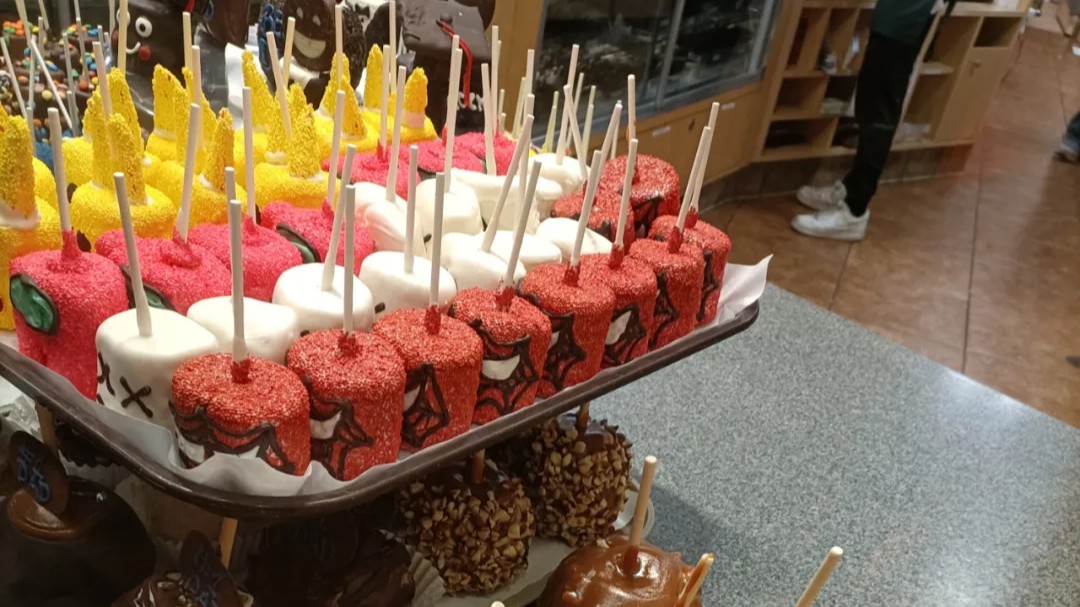 到了美国才明白，原来根本不需要存钱，也存不下钱！