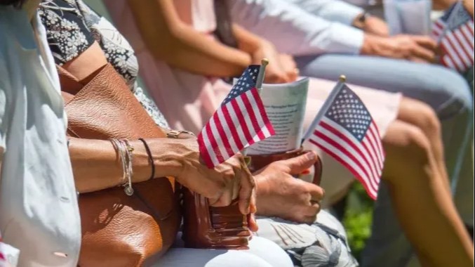 美国移民政策重大调整！申请人迎来黄金申请期