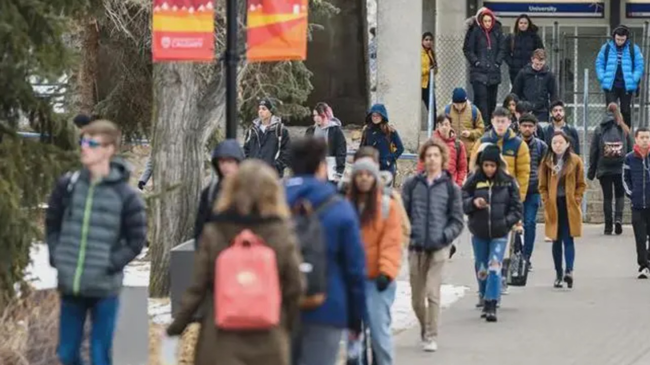 新政策：2025年1月/5月转学可直接入学！