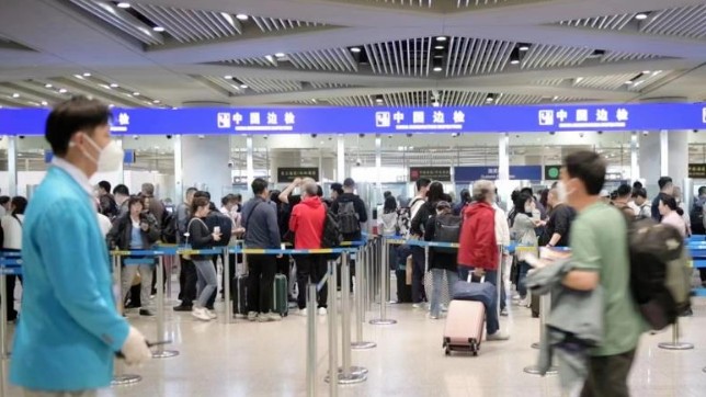 2023年上半年1.68亿人次出入境