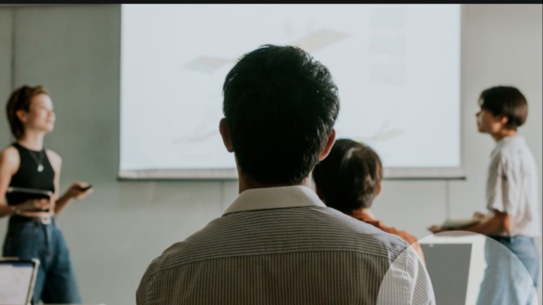 加拿大长期短缺职业，高校和移民需定向吸收