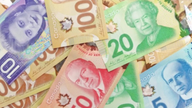 太暖心！明天起加拿大开启两个月免税期！