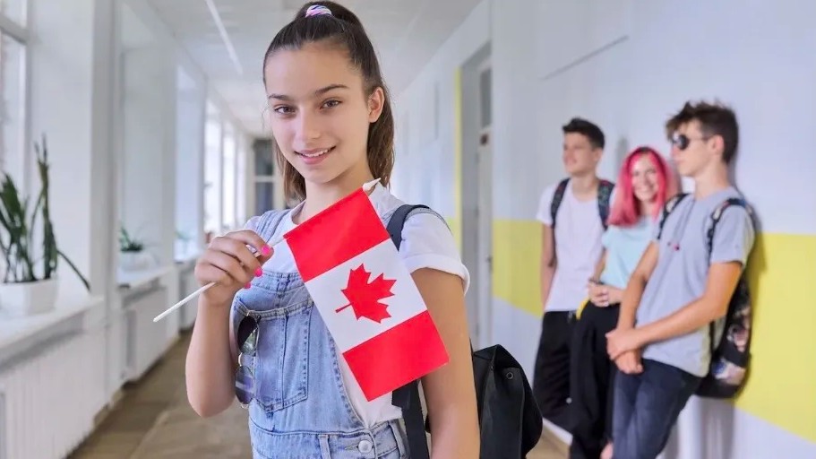 加拿大国际学生申请永久居留权的5种途径！